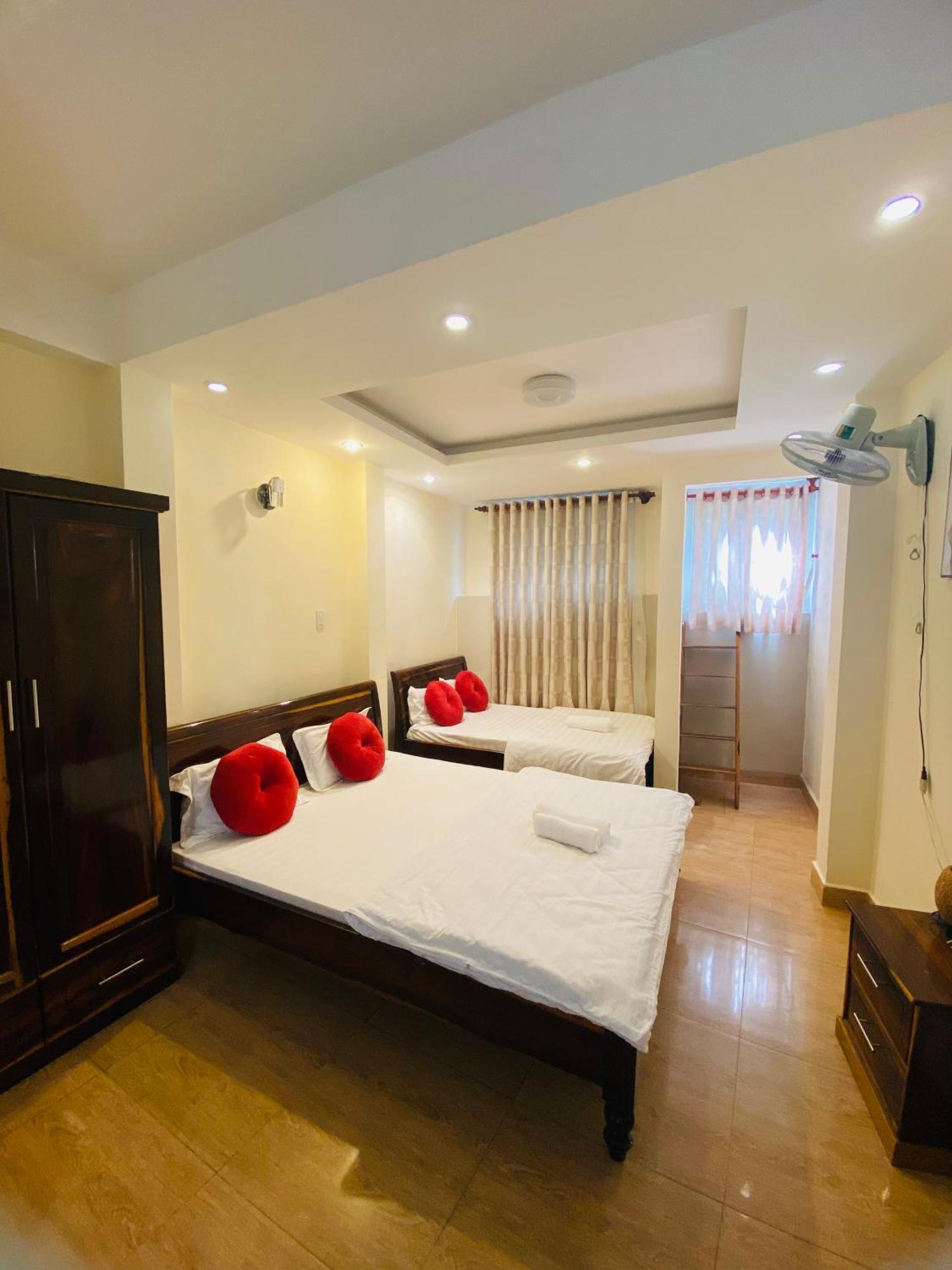 Hotel Khach San Thuy Tien à Đà Lạt Extérieur photo