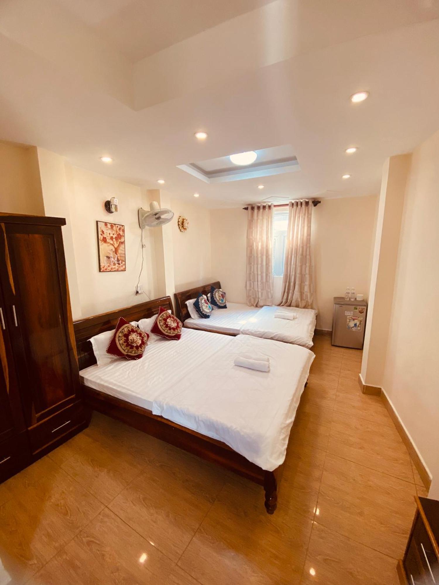 Hotel Khach San Thuy Tien à Đà Lạt Extérieur photo